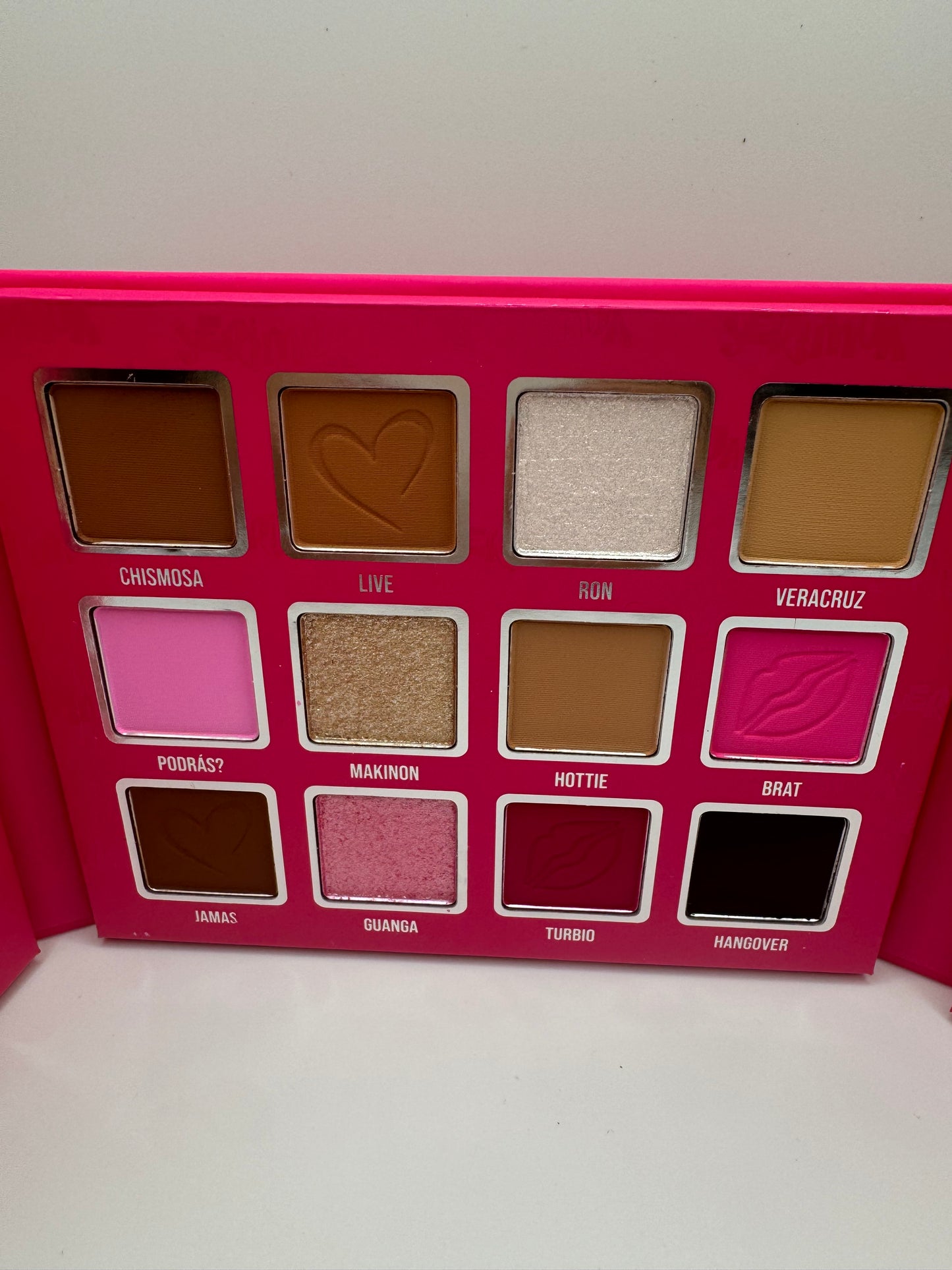 Yerimua x Beauty Creations Eye Shadow Palette